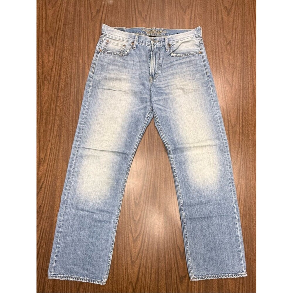 American Eagle Outfitters Men’s Light Wash Relaxed Jeans Size 34” x 34”